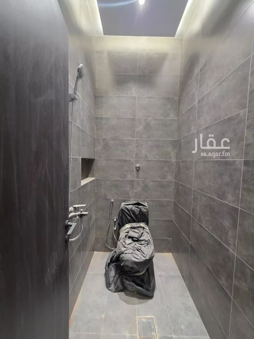 5 bedroom apartment in Al Bawadi 4