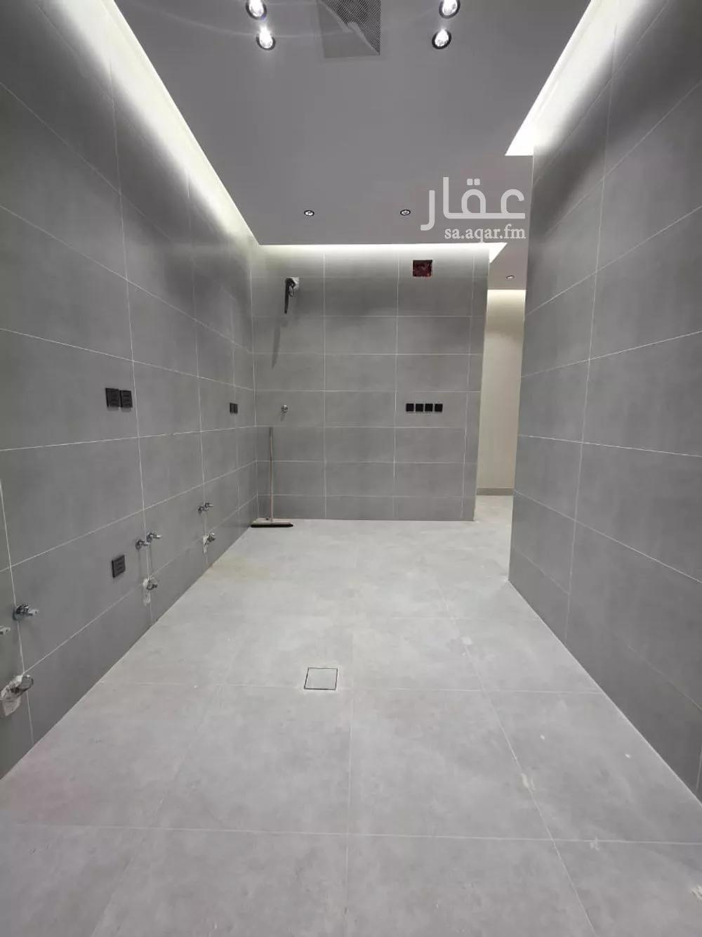 5 bedroom apartment in Al Bawadi 8