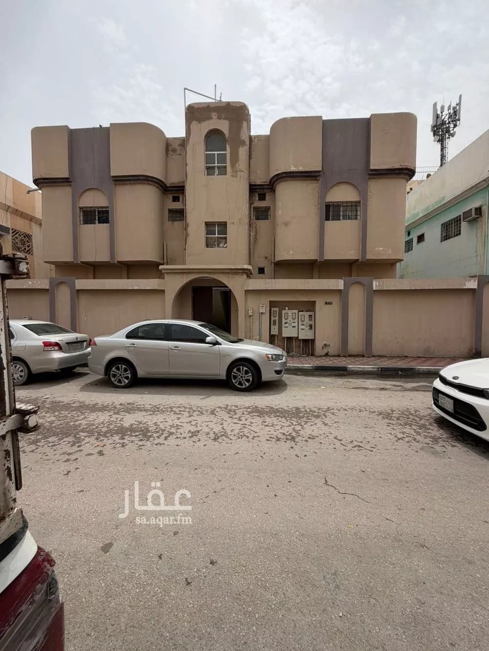400 sqm building in Al Dabab 2