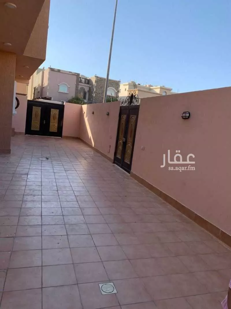 629 sqm building in An Nawras 5