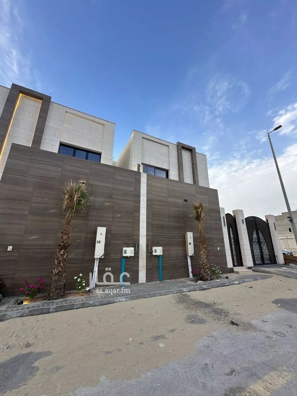 8 bedroom villa in Ash Sharq 2