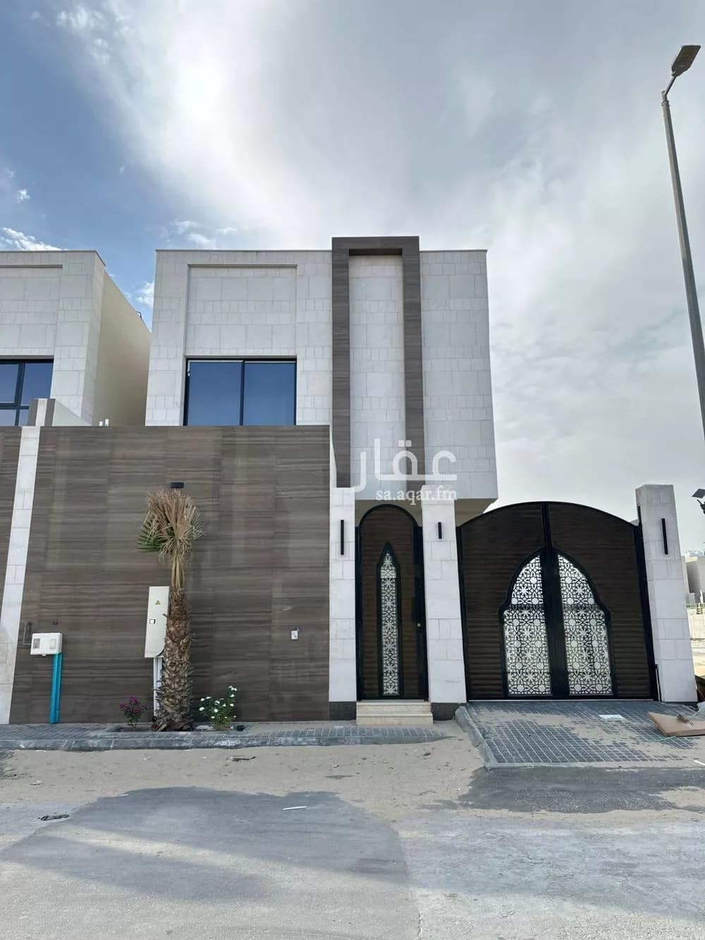 8 bedroom villa in Ash Sharq 3