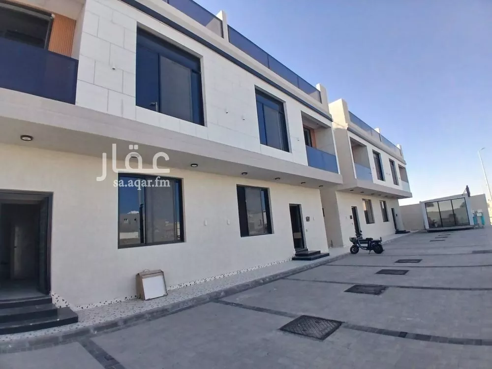 5 bedroom apartment in As Sawari 4