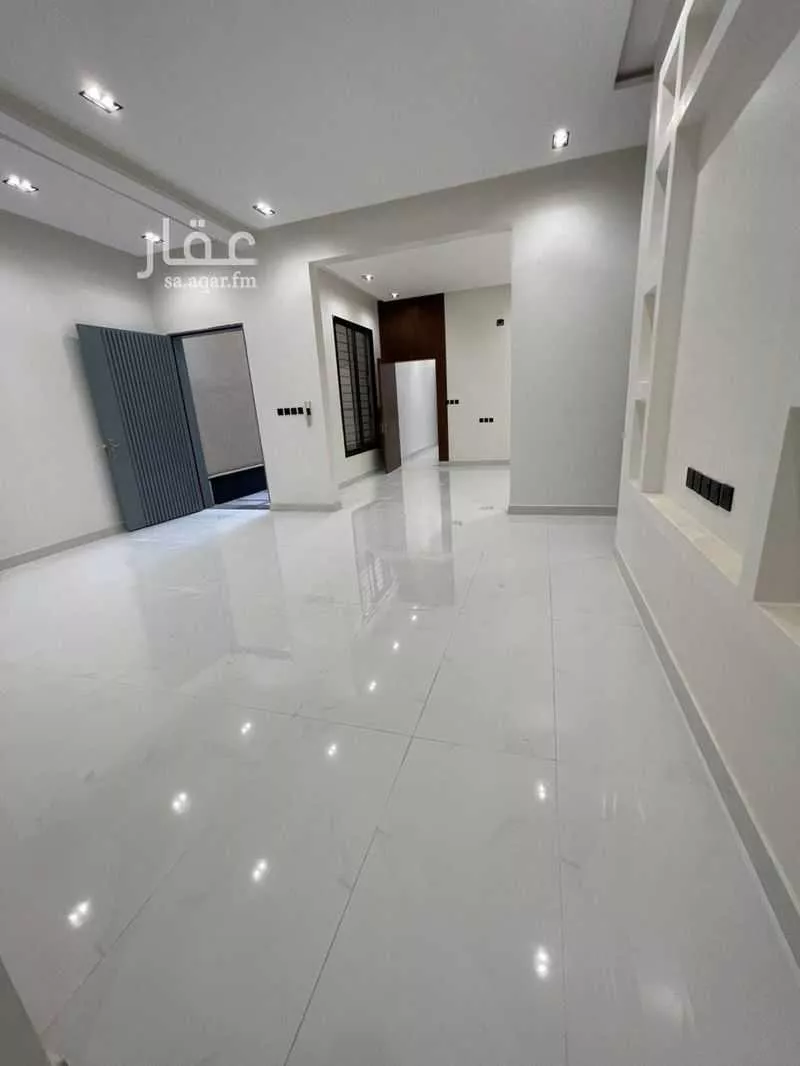 4 bedroom floor in Al Rimal 1