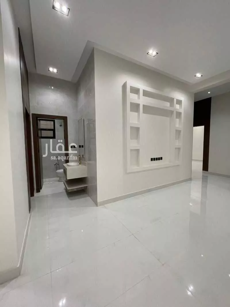4 bedroom floor in Al Rimal 6