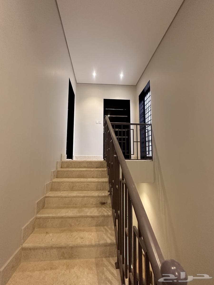 شقة 4 غرف في المهدية 1