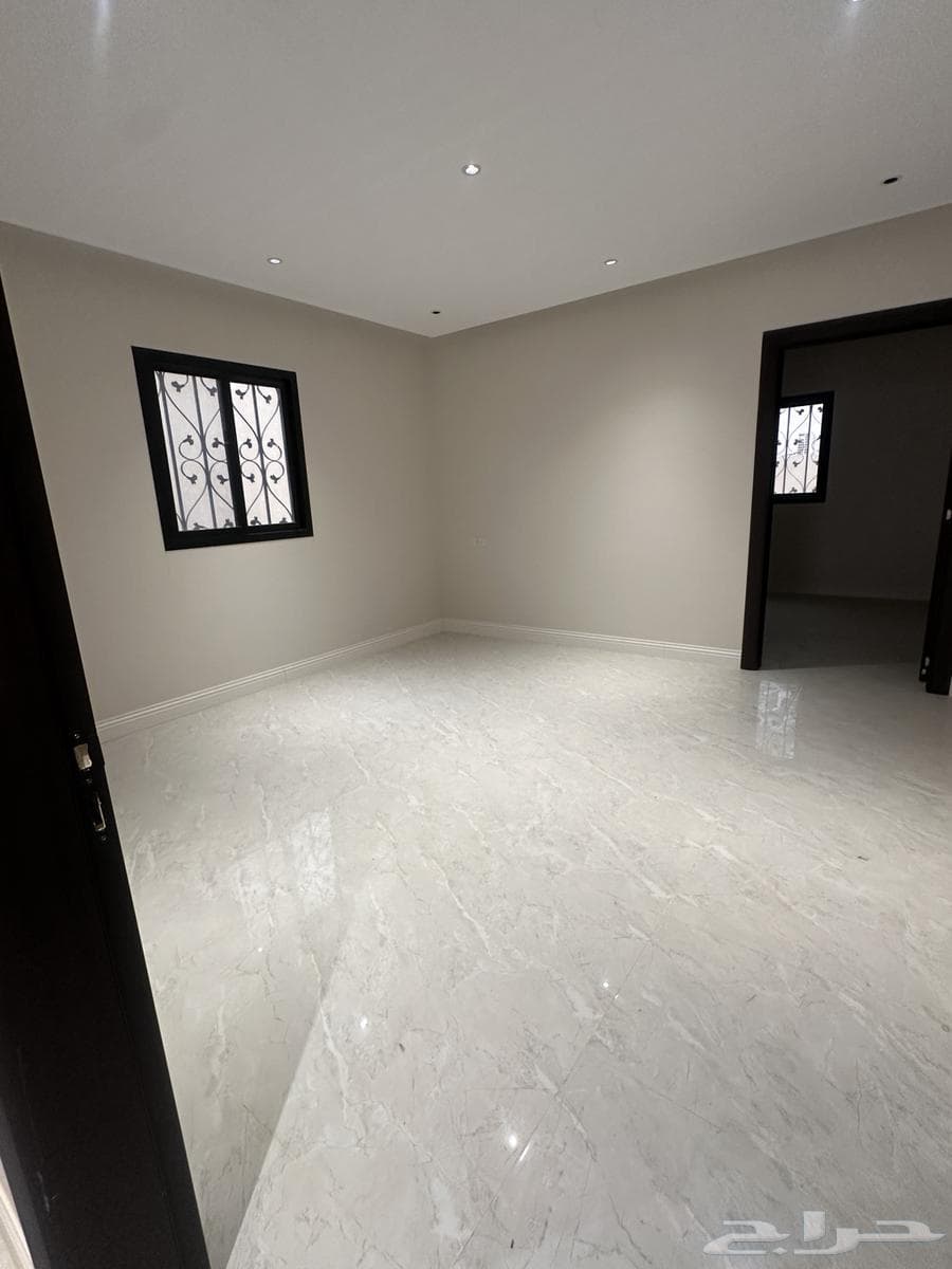 شقة 4 غرف في المهدية 3