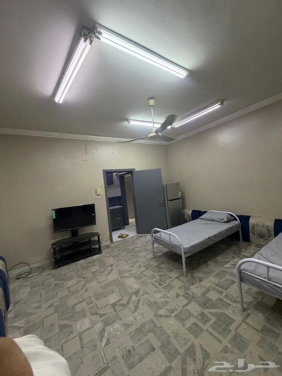 3 bedroom apartment in Al Jaradiyah 5