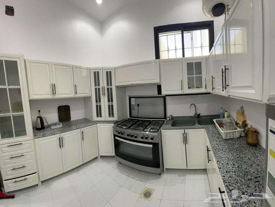 شقة 4 غرف في طويق 2