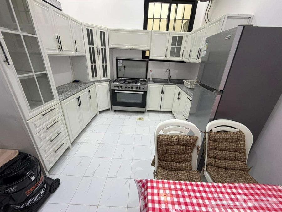 شقة 4 غرف في طويق 4