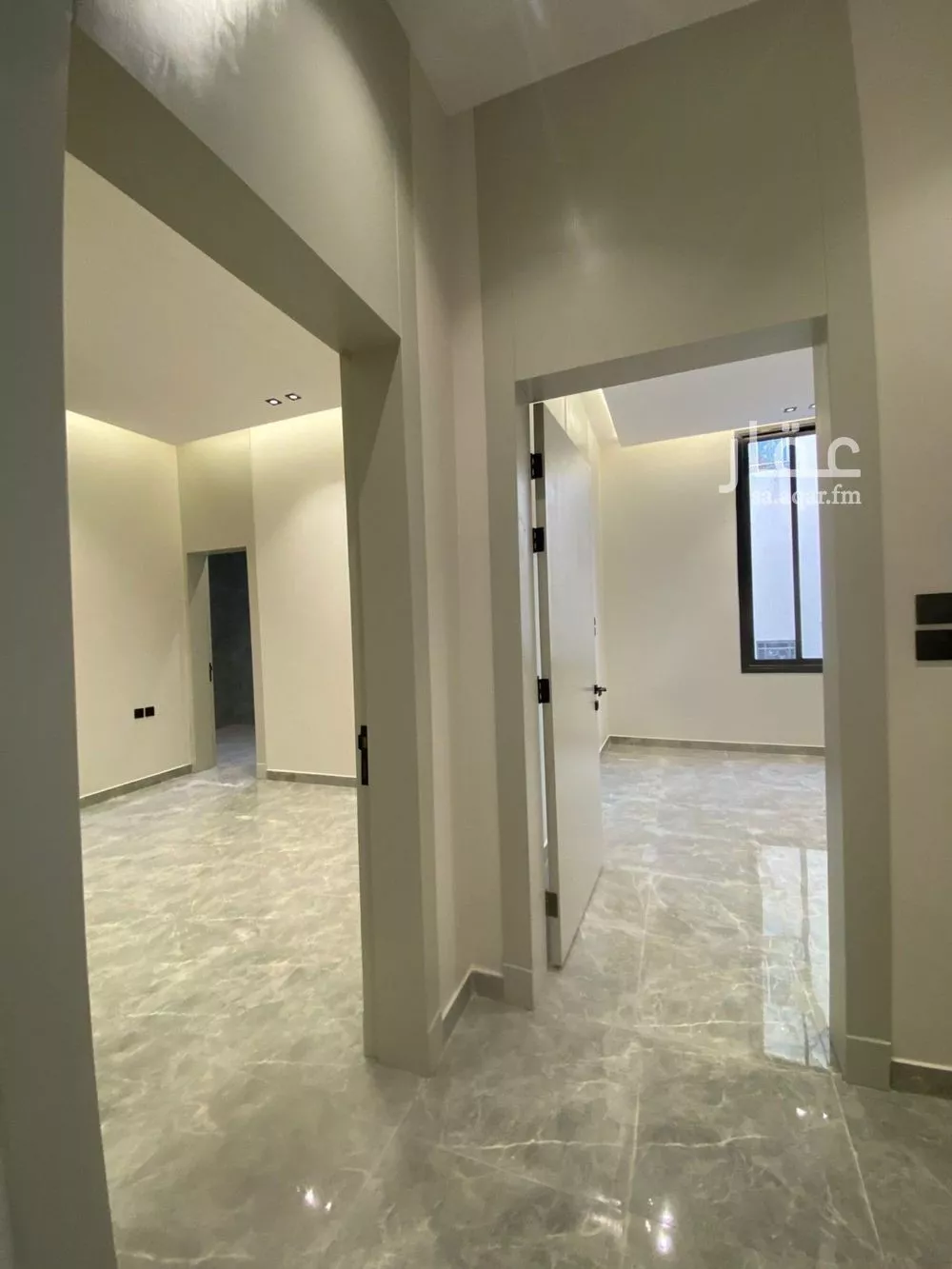 فيلا 6 غرف في الملك فيصل 23