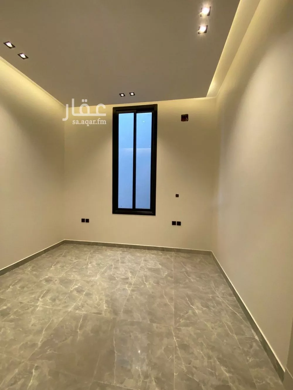 فيلا 6 غرف في الملك فيصل 4