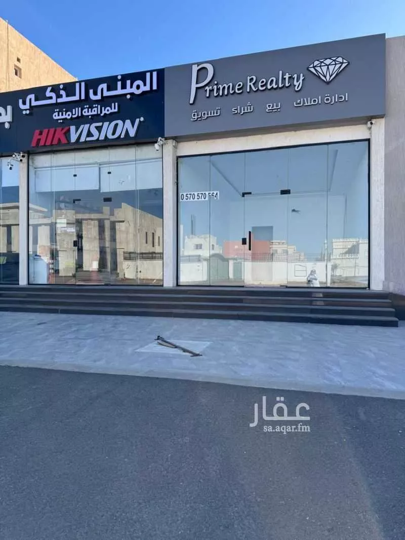 محل 609 م² في الشراع 1