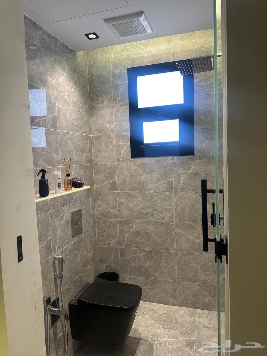 شقة  في المهدية 3