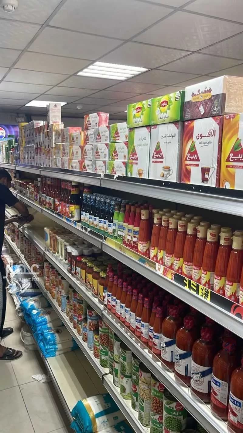 محل 300 م² في الفيحاء 4