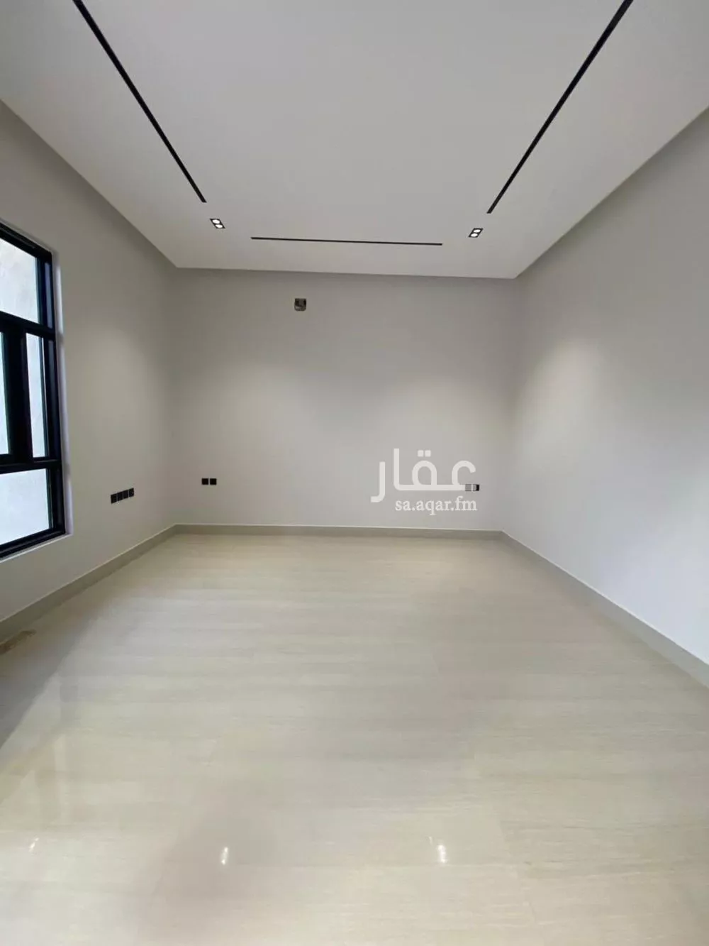 فيلا 6 غرف في الملك فيصل 3