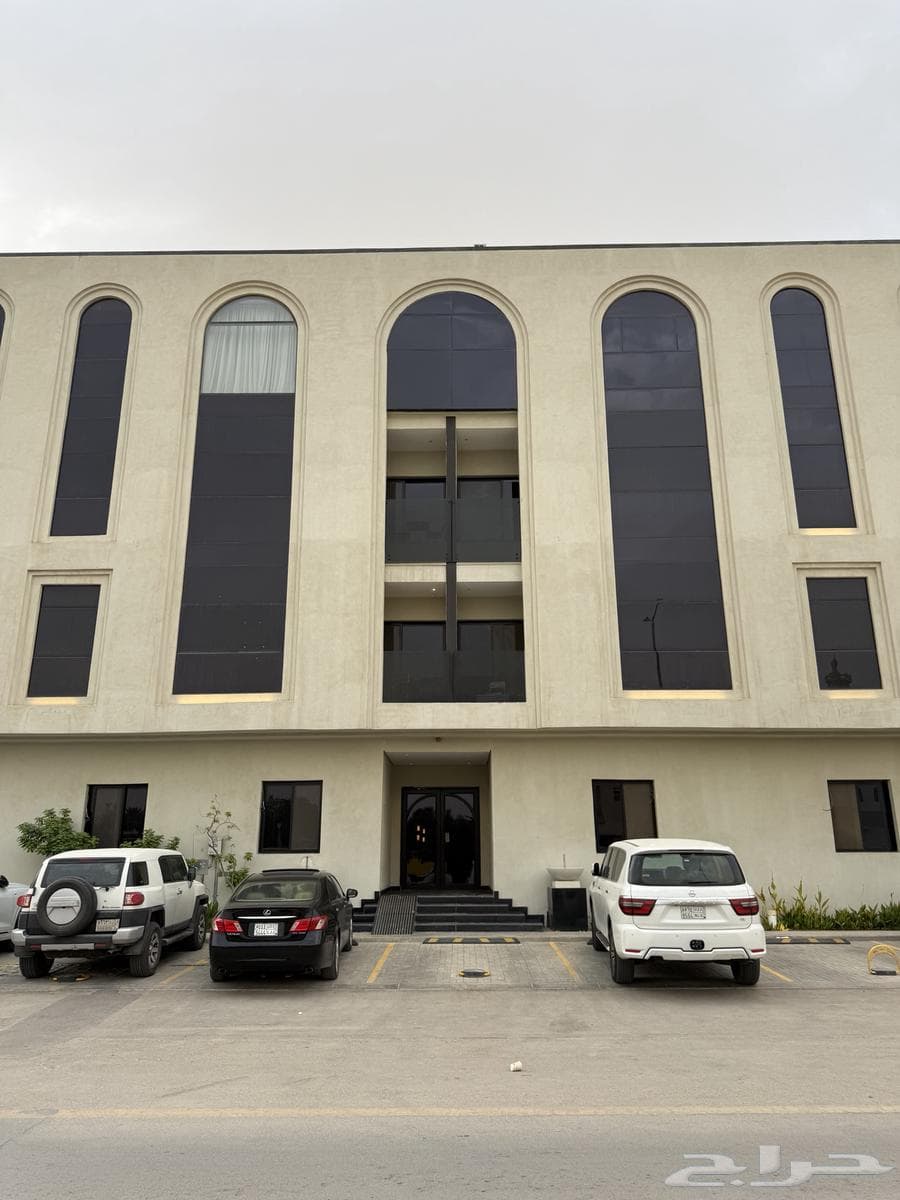 3 bedroom apartment in Al Malqa 2