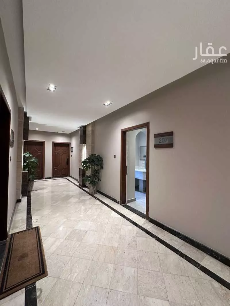 شقة 4 غرف في الملقا 3