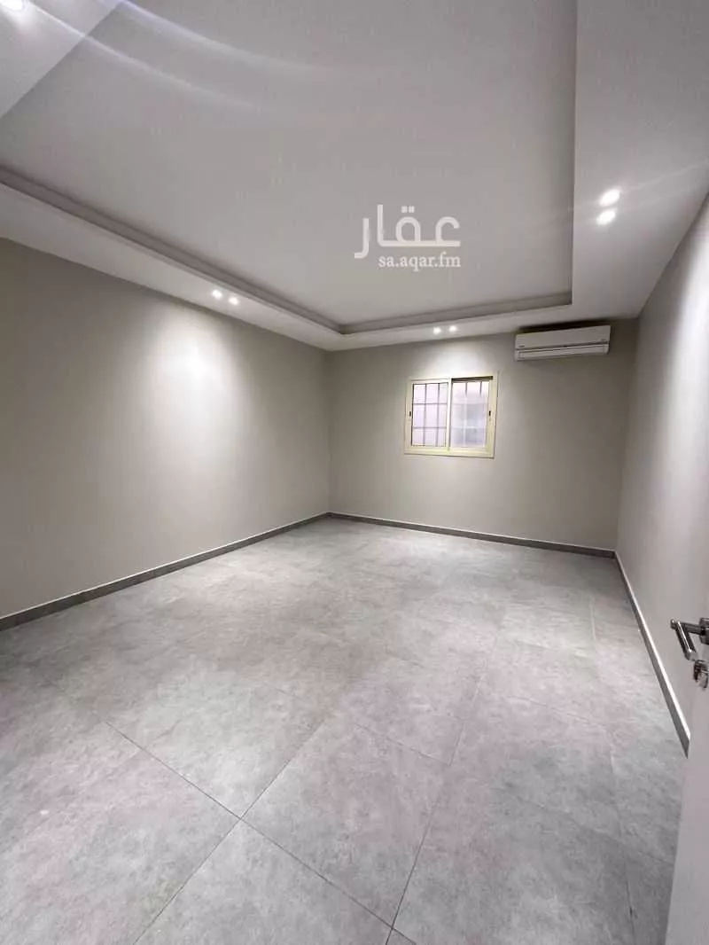 شقة 4 غرف في الملقا 6