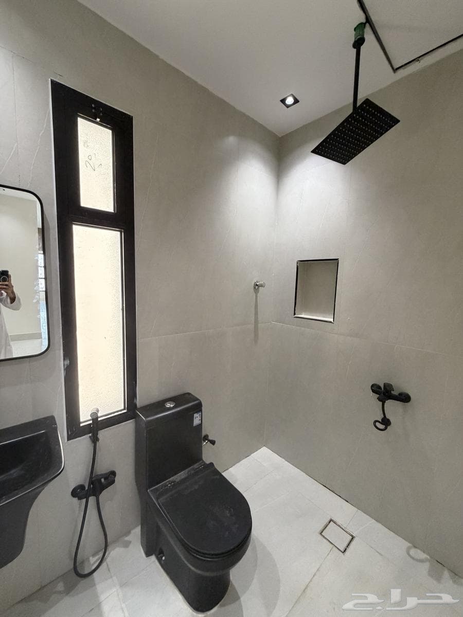 فيلا 8 غرف في ظهرة لبن 1