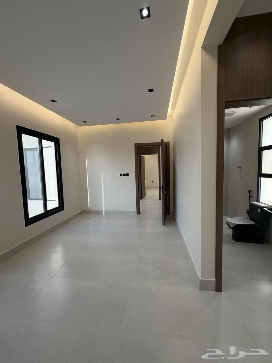 فيلا 8 غرف في ظهرة لبن 4