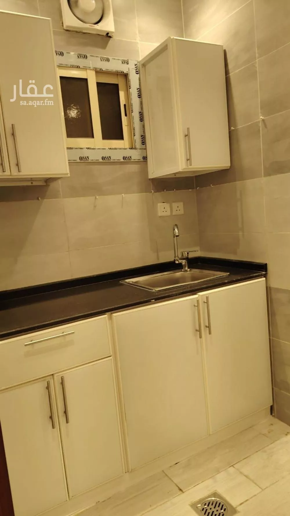 شقة 1 غرف في مريخ 1