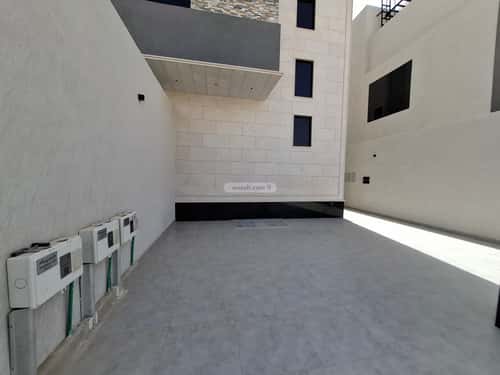 5 bedroom floor in Al Janadriyah 1