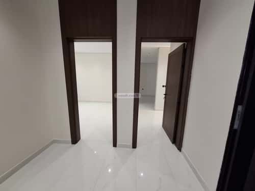 5 bedroom floor in Al Janadriyah 3
