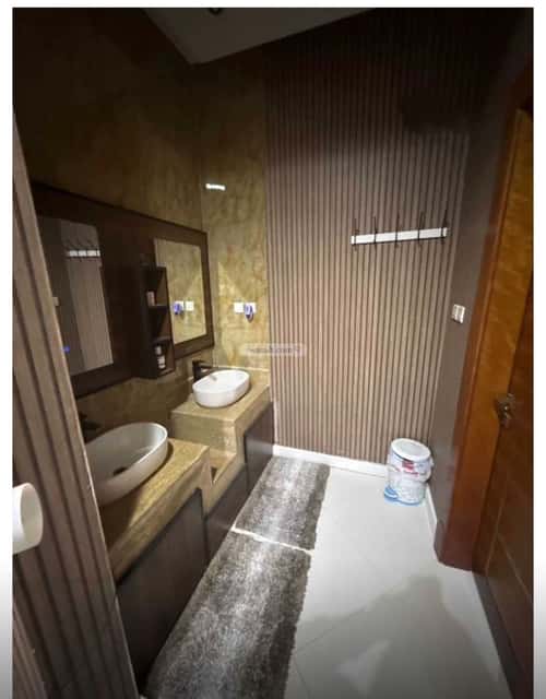 فيلا 4 غرف في العارض 4