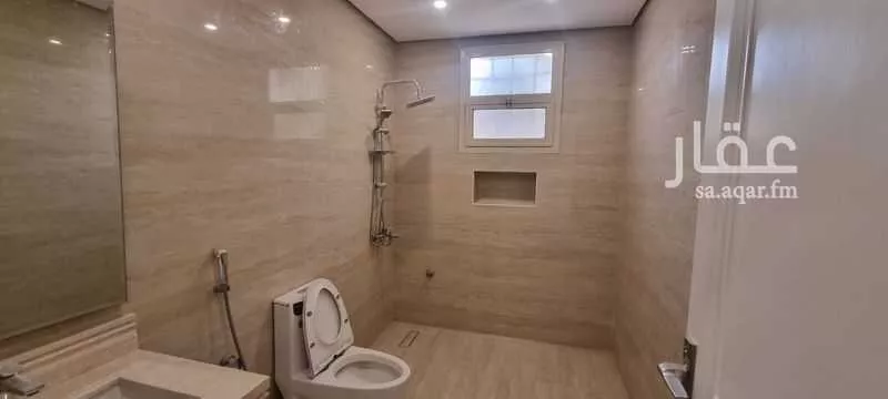 3 bedroom floor in Al Hamra 2