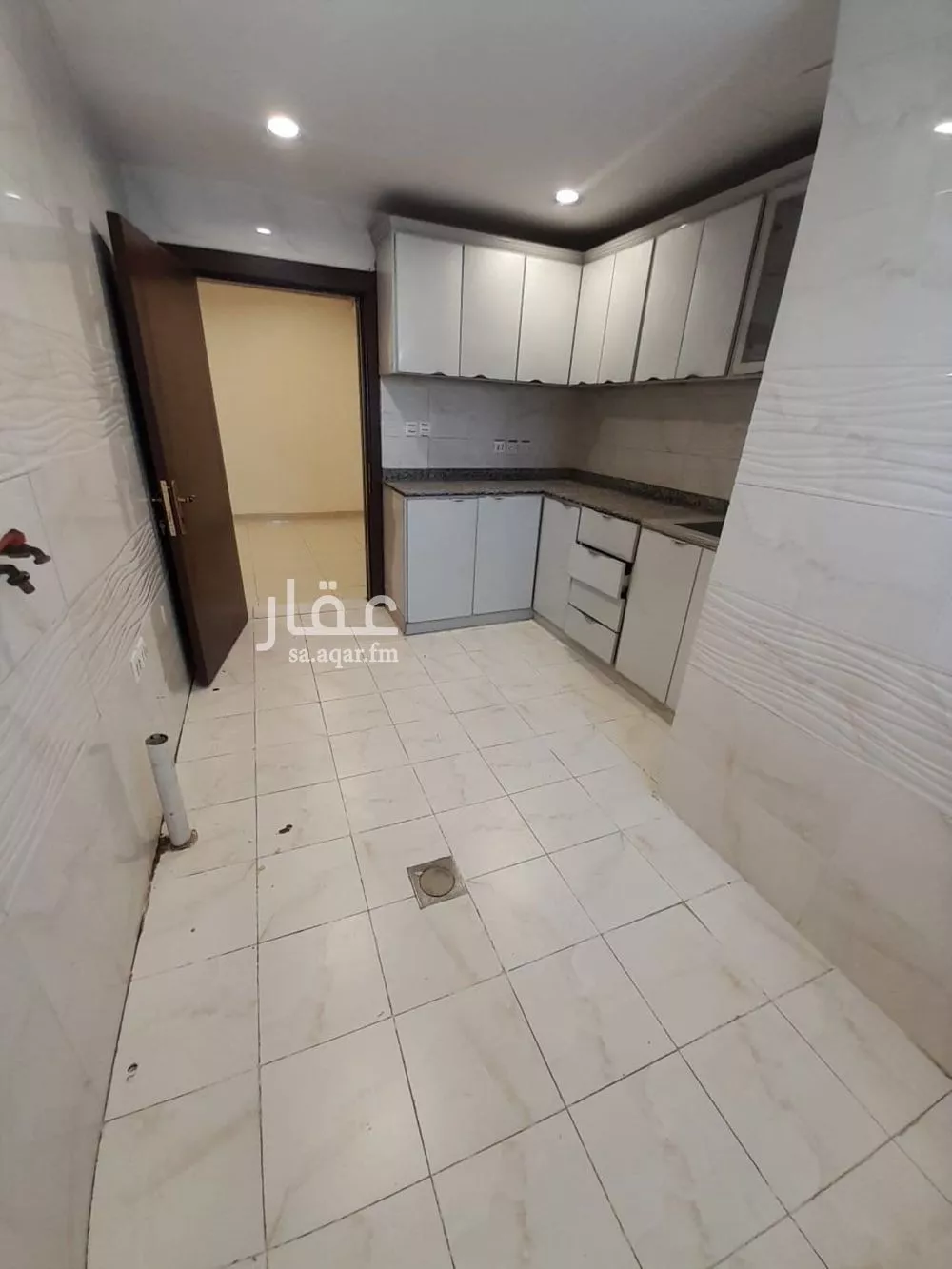 دور 4 غرف في ام الحمام الغربي 24