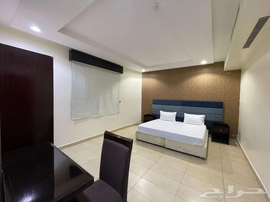 شقة 1 غرف في الرويس 1