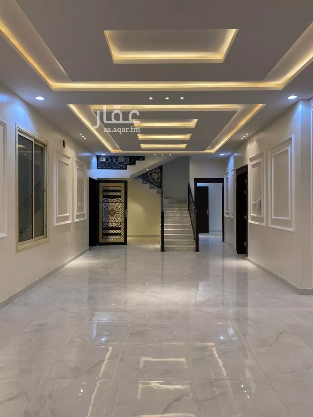 فيلا 6 غرف في الرمال 2