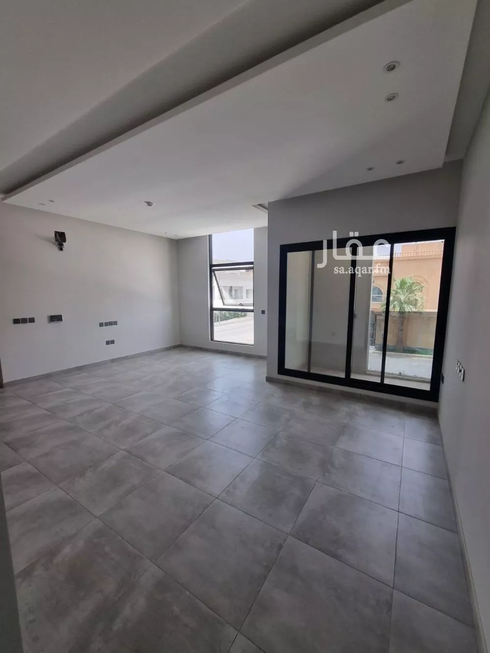 3 bedroom apartment in Al Malqa 4