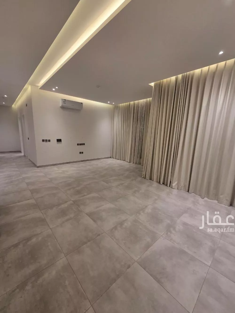3 bedroom apartment in Al Malqa 5
