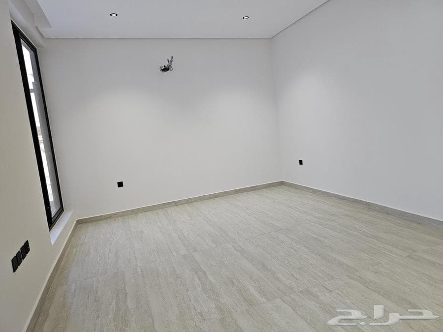 فيلا 6 غرف في الزمرد 4