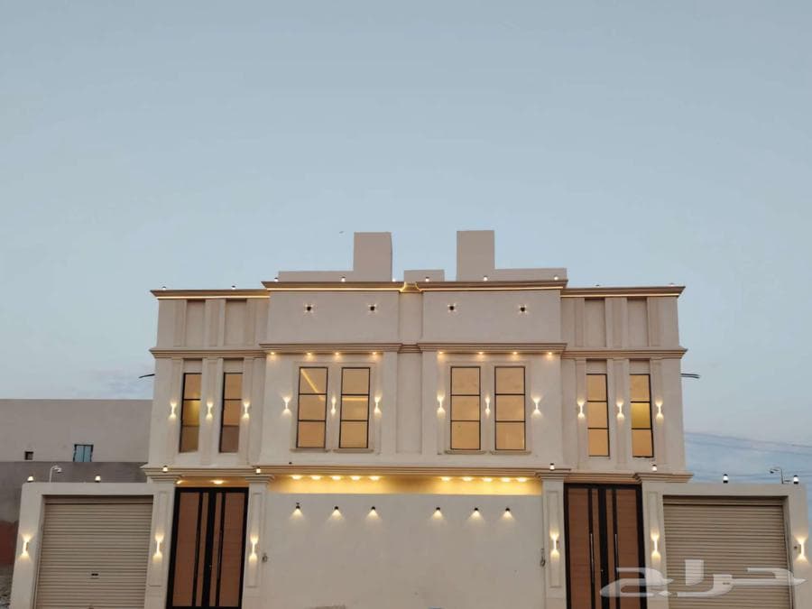 فيلا 6 غرف في الصفوة 2