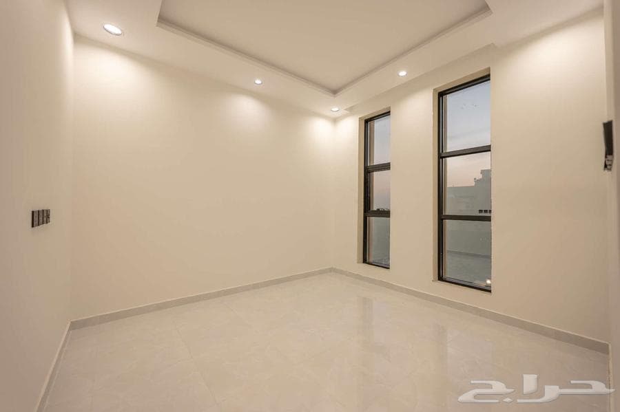 فيلا 6 غرف في الصفوة 3