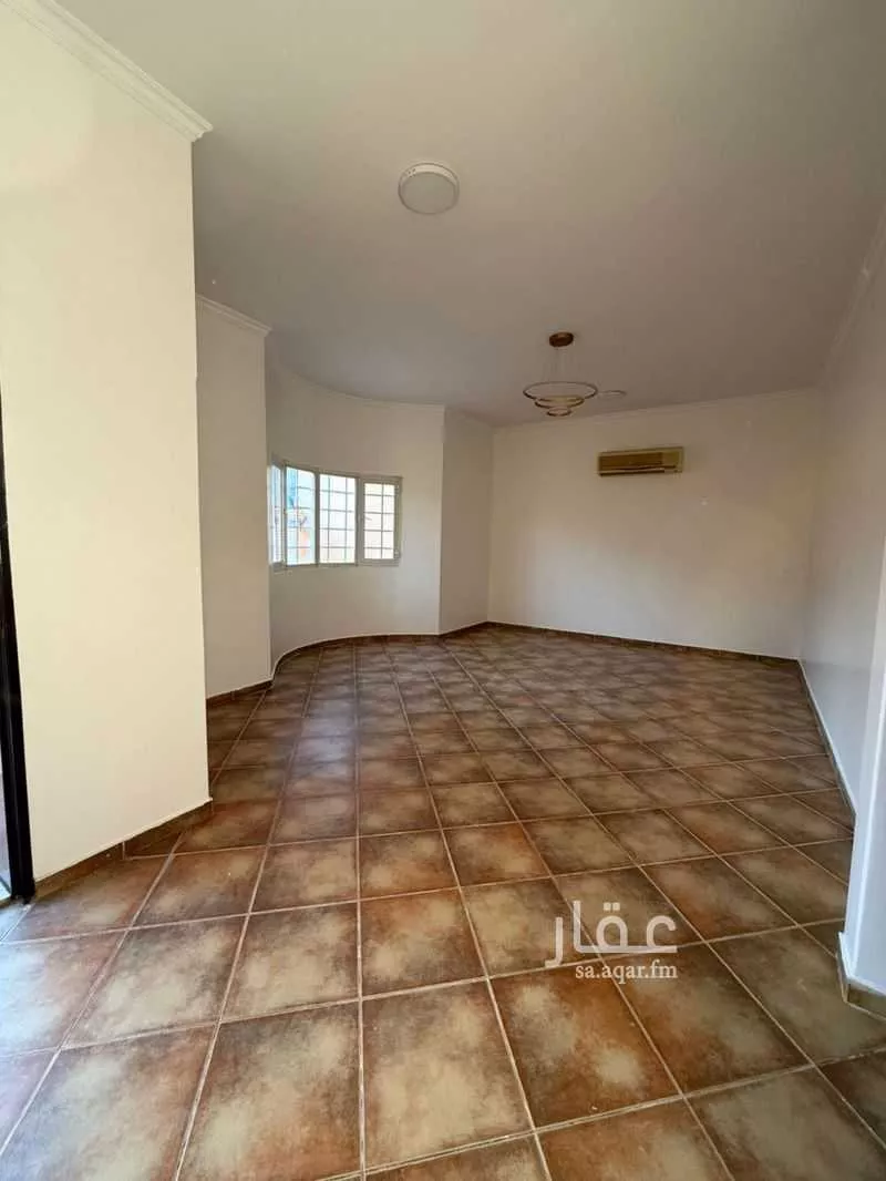 فيلا 5 غرف في النفل 1