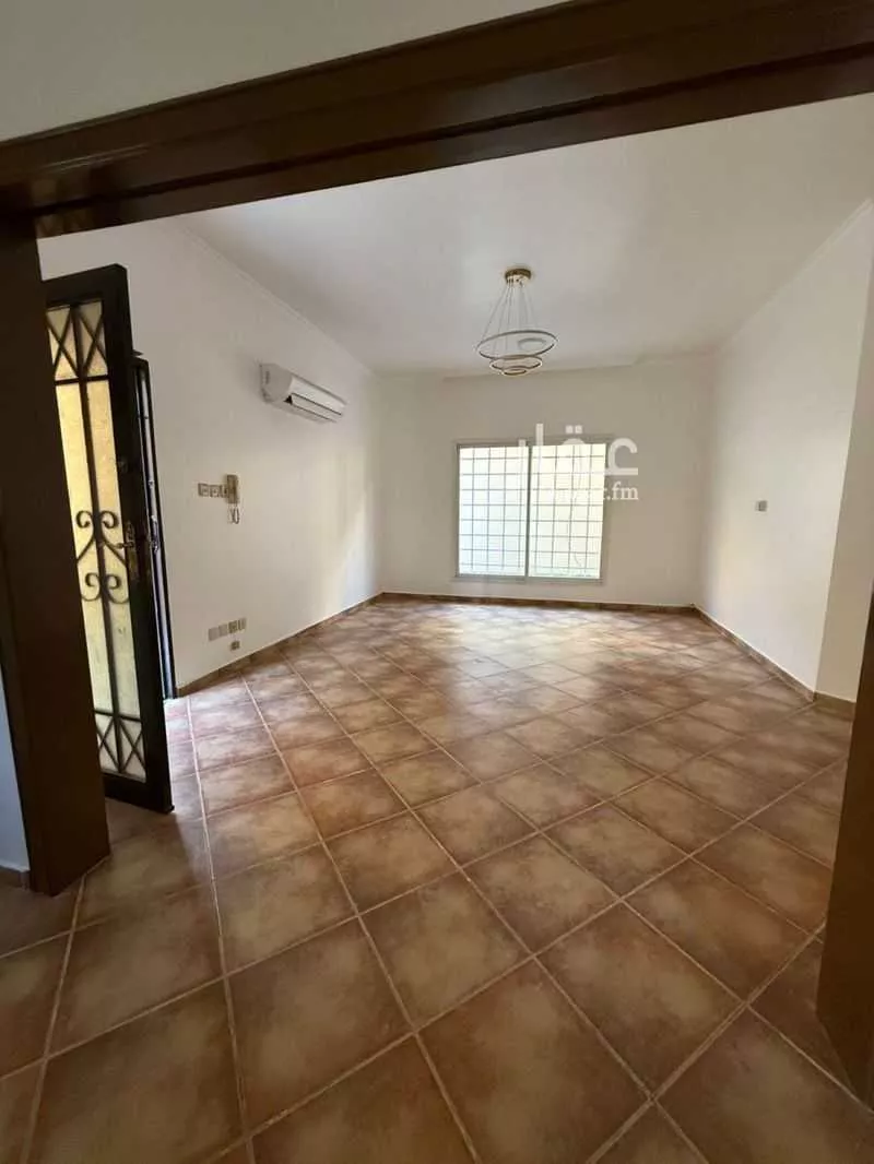 فيلا 5 غرف في النفل 4