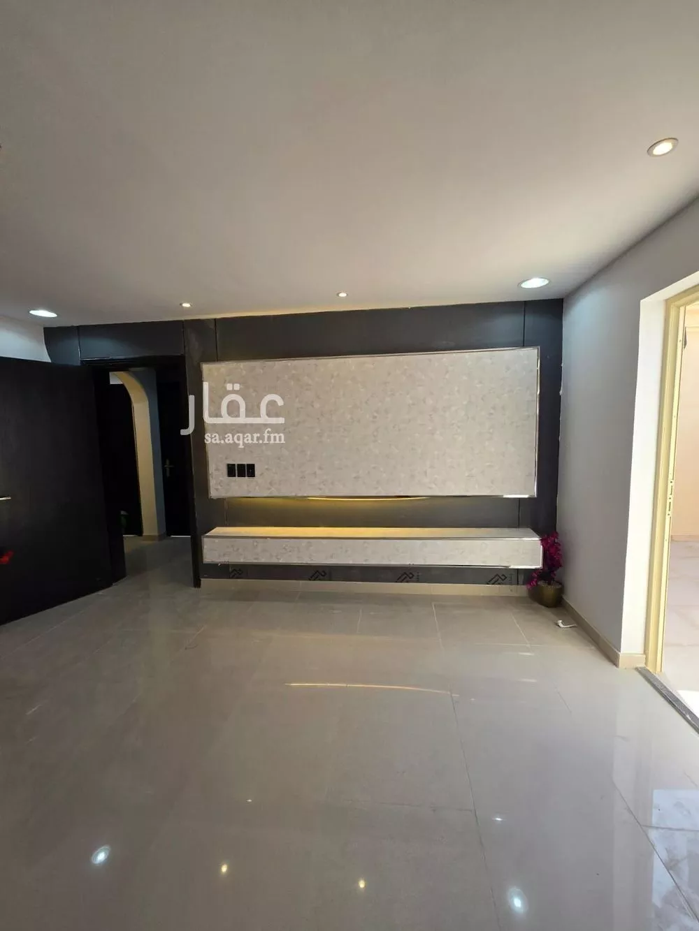 شقة 4 غرف في النور 1