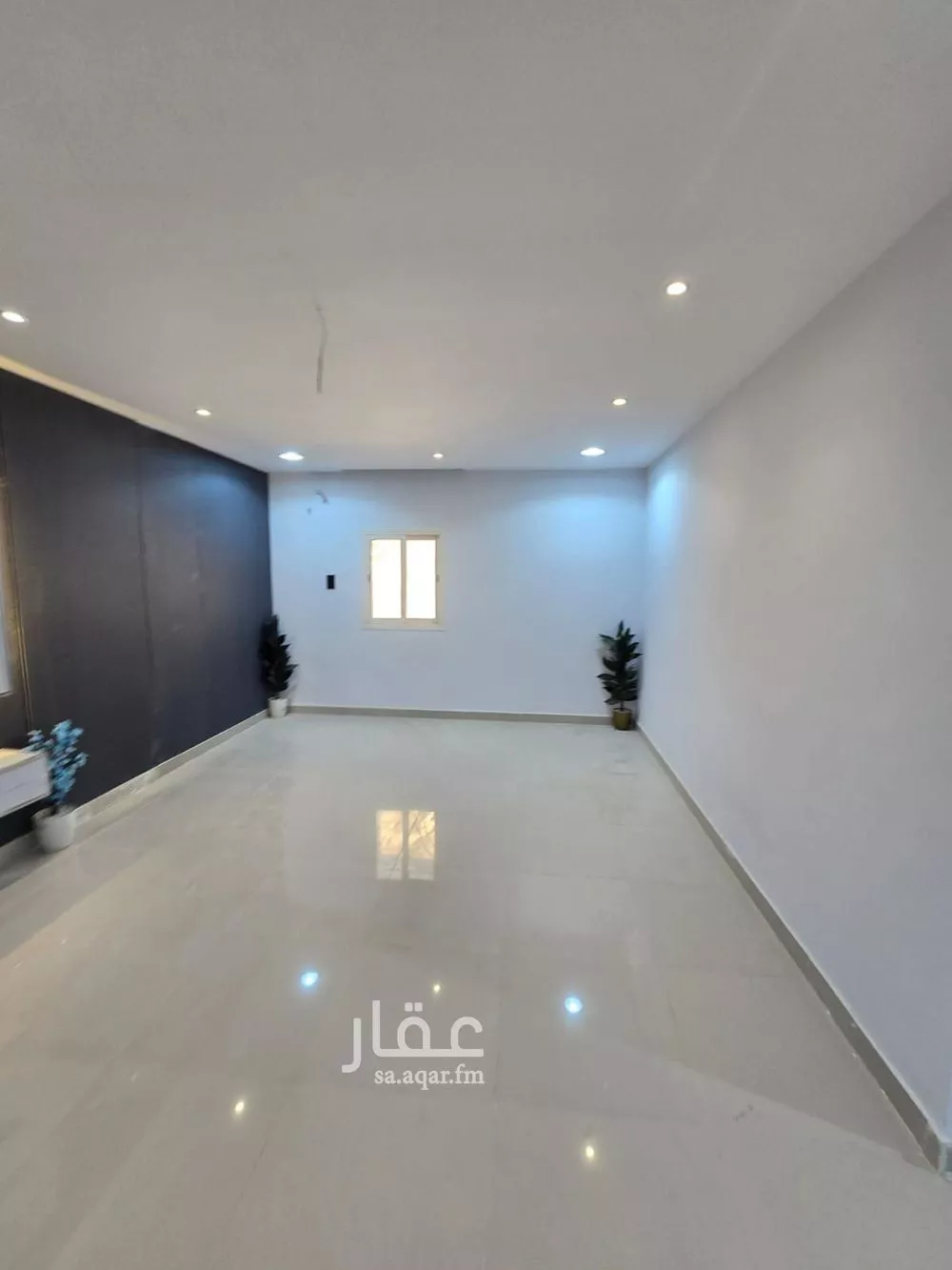 شقة 4 غرف في النور 5