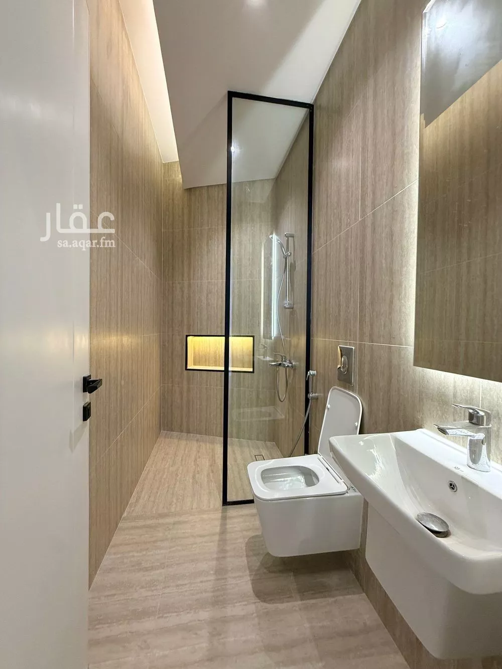 شقة 3 غرف في السيف 15