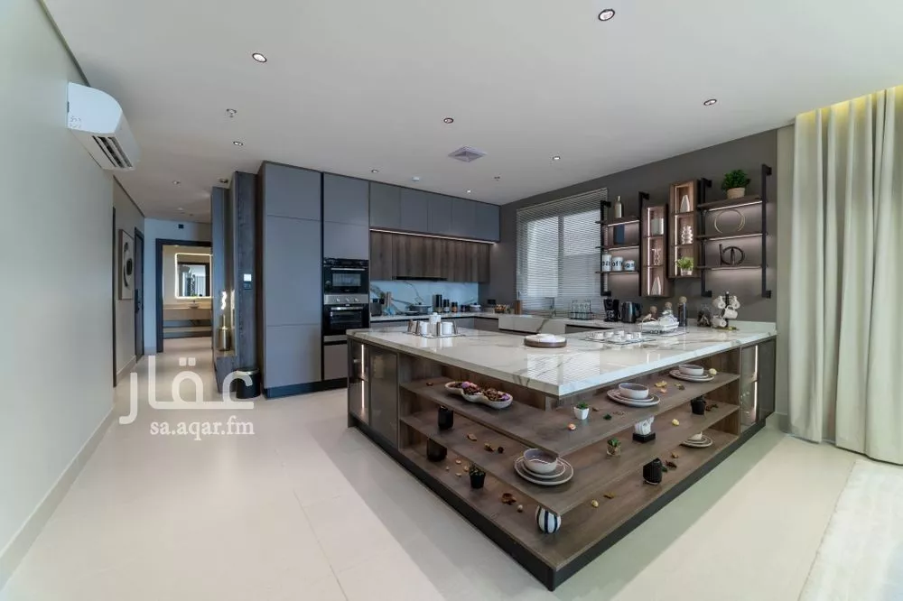 شقة 4 غرف في الشاطئ الغربي 2