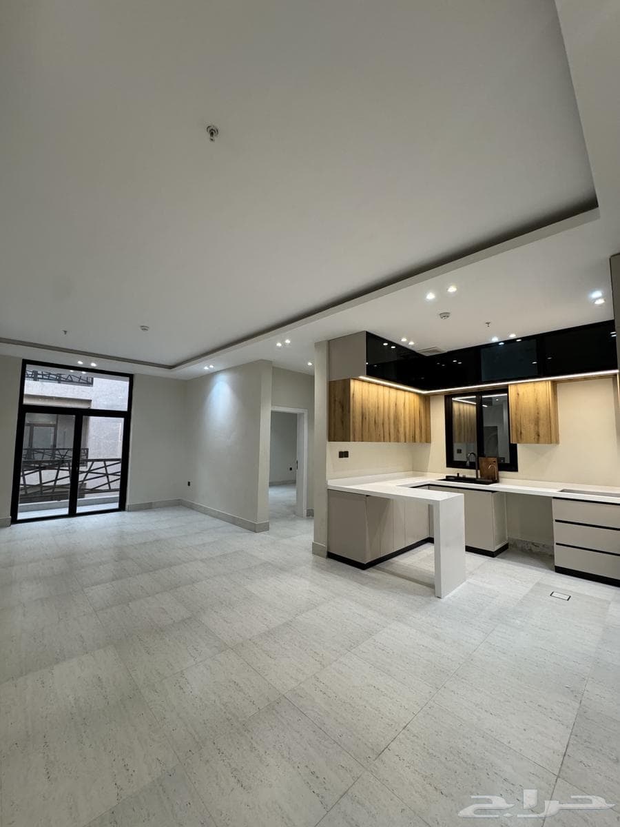 4 bedroom apartment in Al Hamra 1