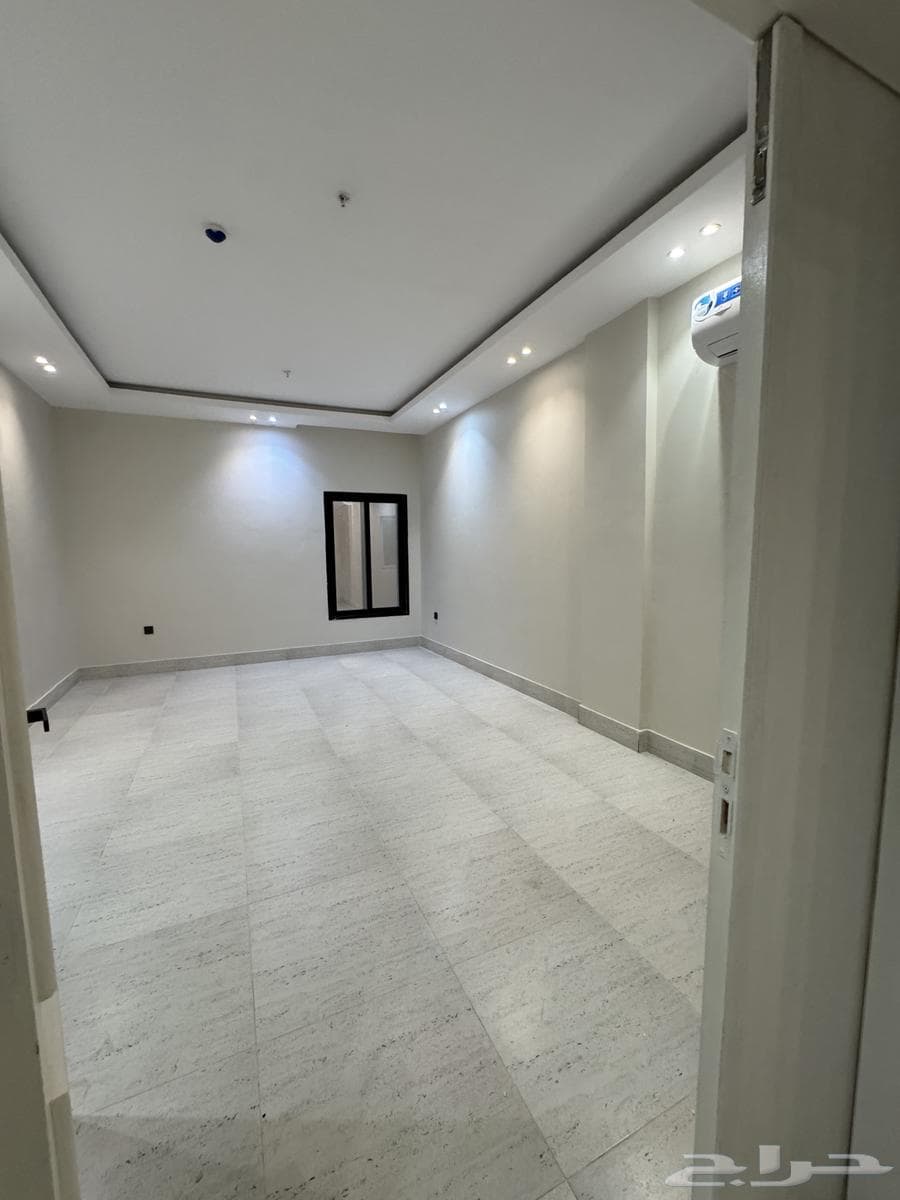 4 bedroom apartment in Al Hamra 3