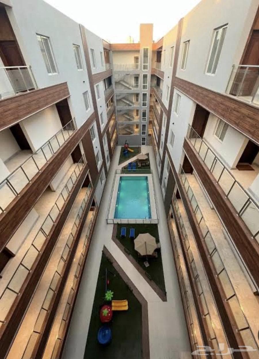 شقة 3 غرف في الحمرا 1