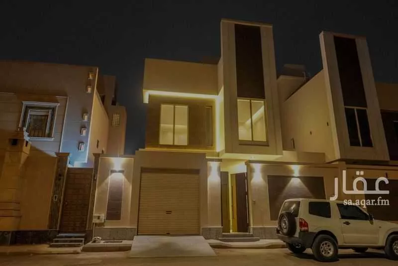 فيلا 7 غرف في الملقا 1