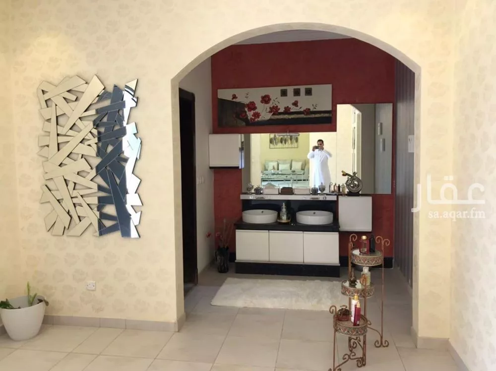 فيلا 7 غرف في الغدير 4