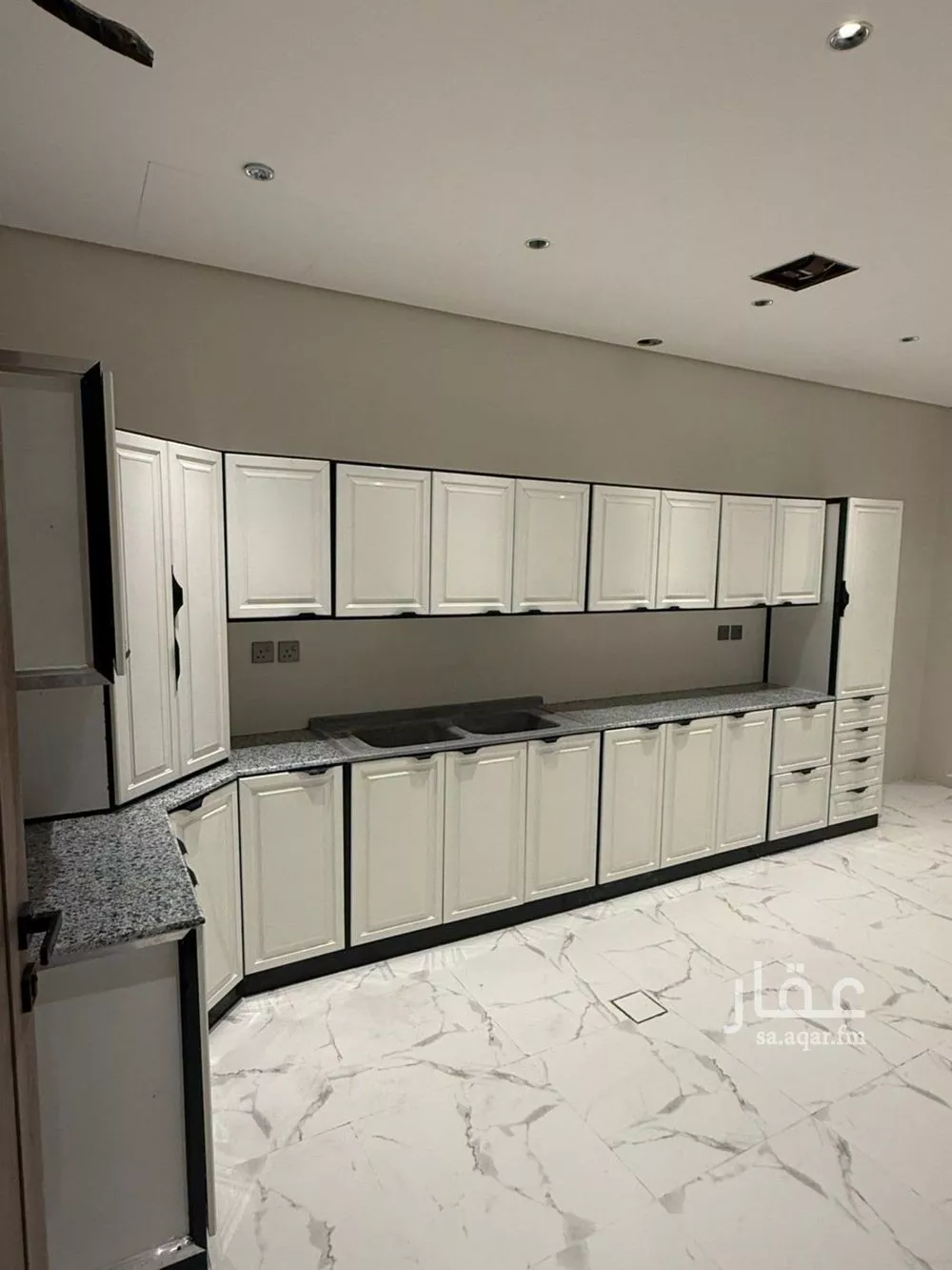 دور 3 غرف في النرجس 3